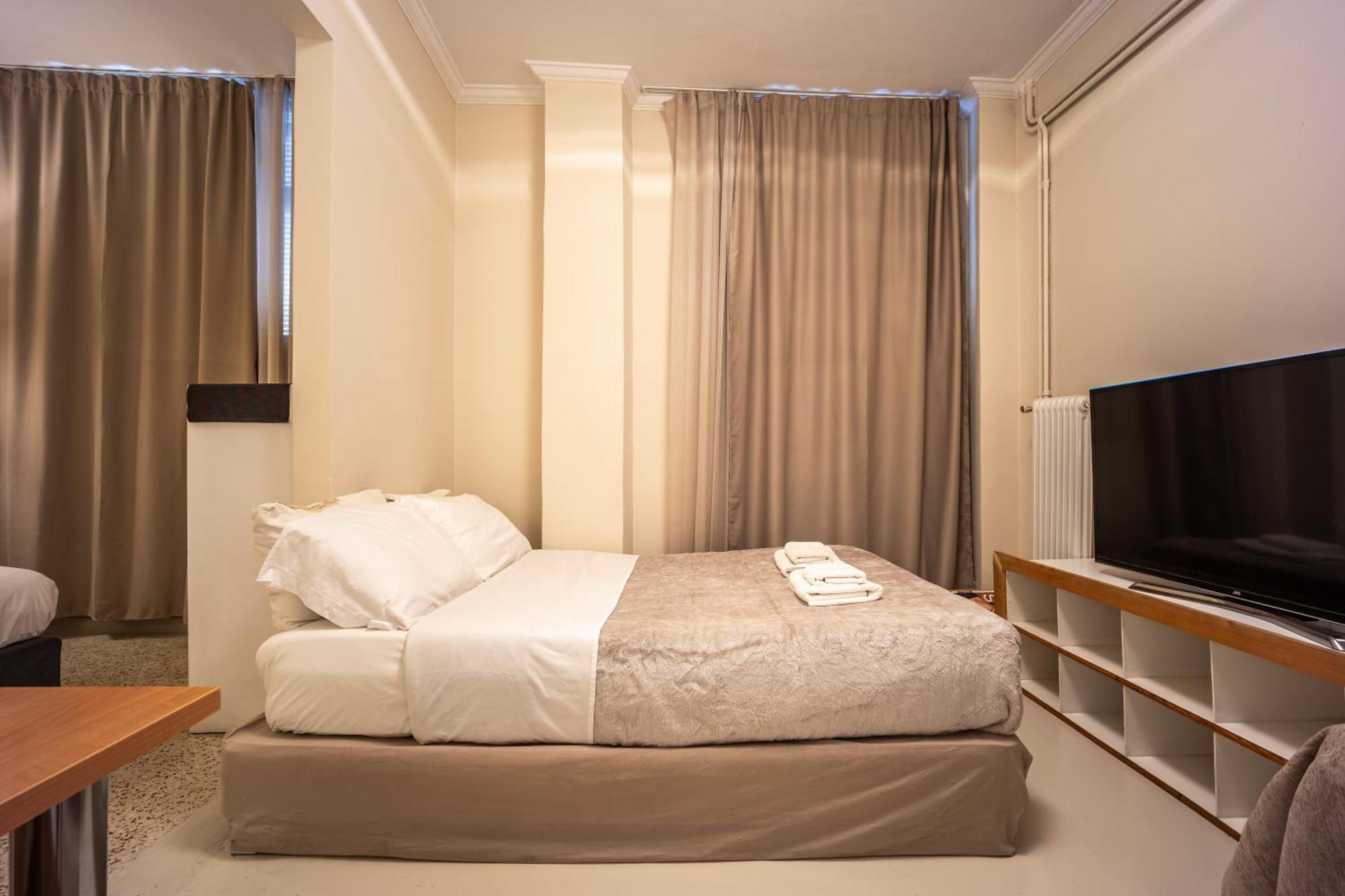 Filopappou Decent Apartment Афины Экстерьер фото