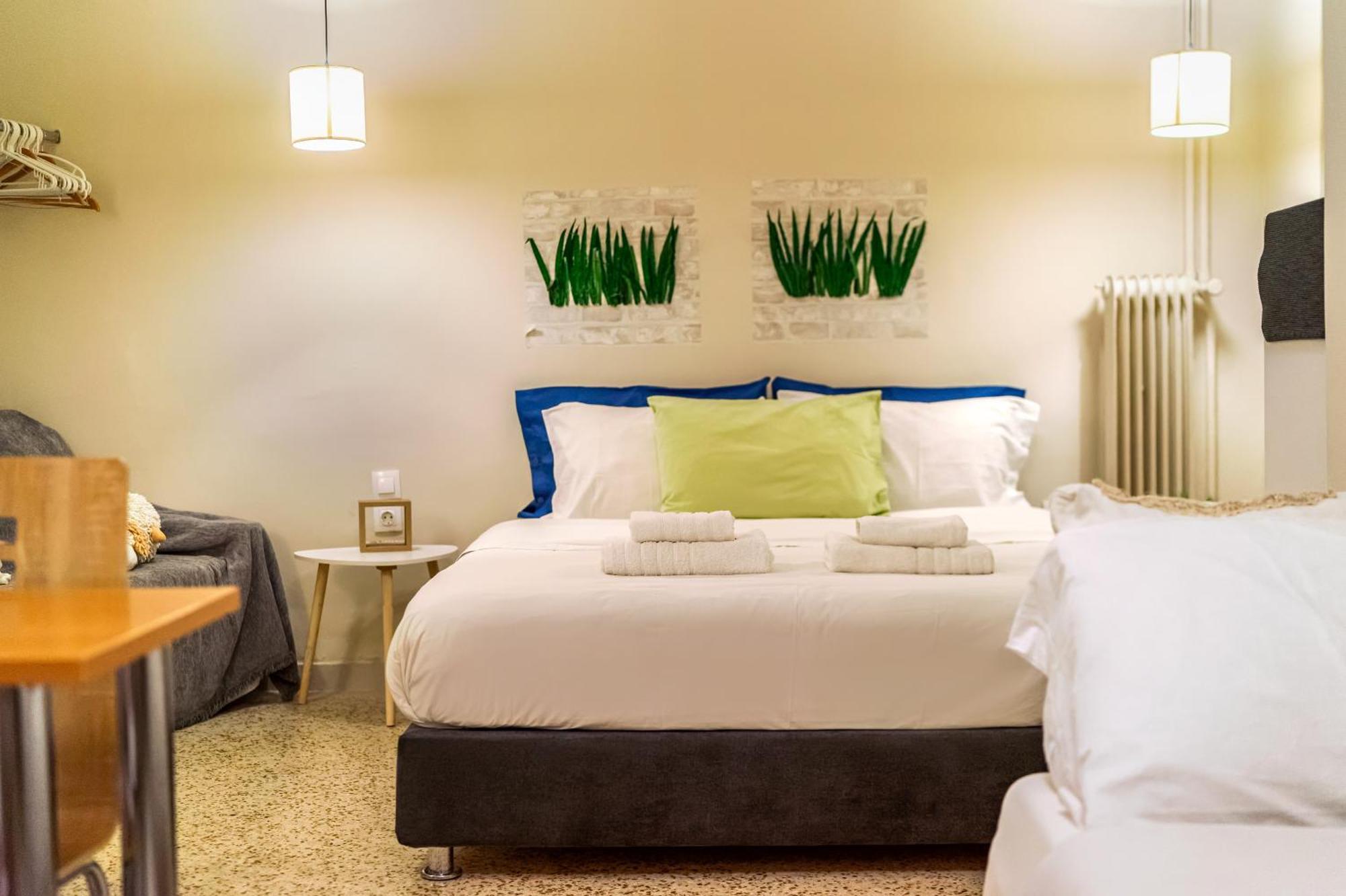 Filopappou Decent Apartment Афины Экстерьер фото